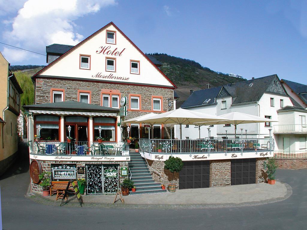 Hotel Moselterrasse Эдигер-Эллер Экстерьер фото